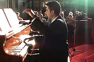 The wonderful Amir Farid accompanying me on La Donna  mobile from Rigoletto.